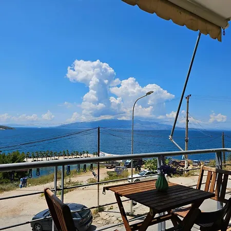 Apartment Sea View In 060 *