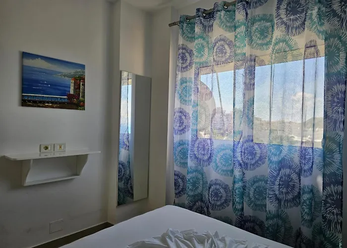 Sea View In 060 Apartment