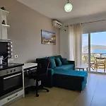 Апартаменты Sea View In 060